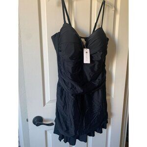 Womens Black Ruched One-Piece Swimsuit With Adjustable Straps & Ruffled Hem 22W